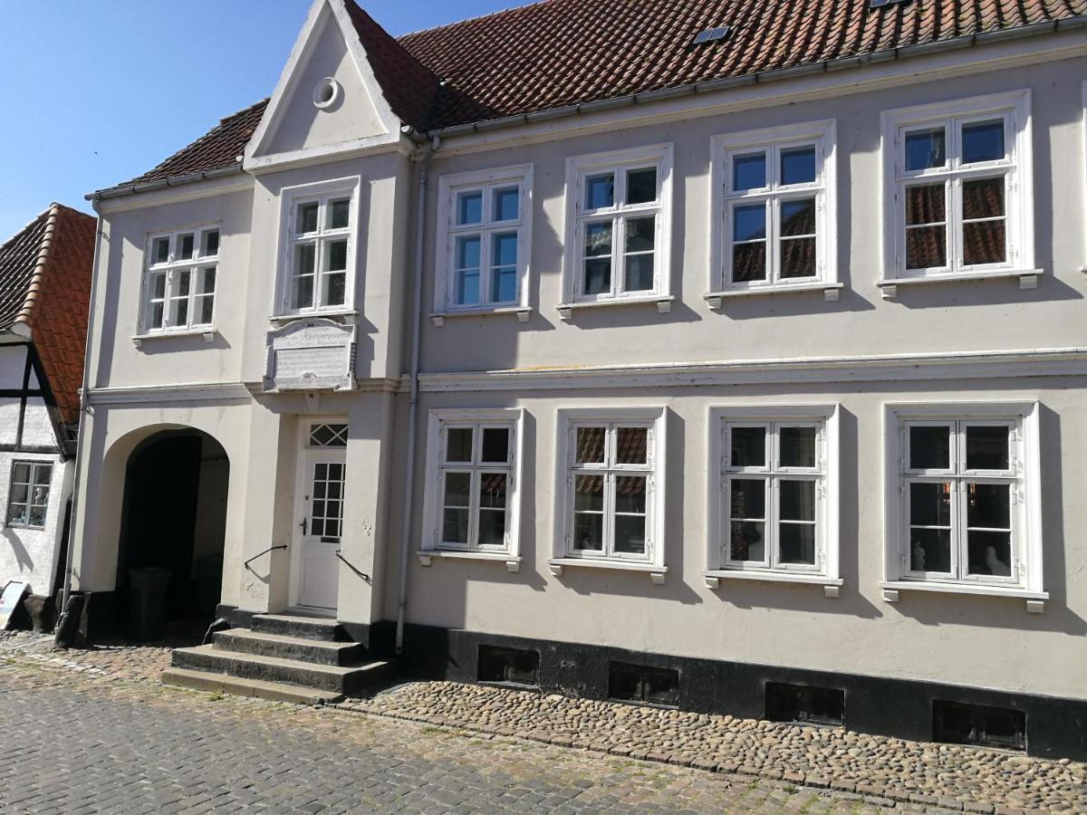 Kjobing Manor Bed & Breakfast Ærøskøbing Exterior foto
